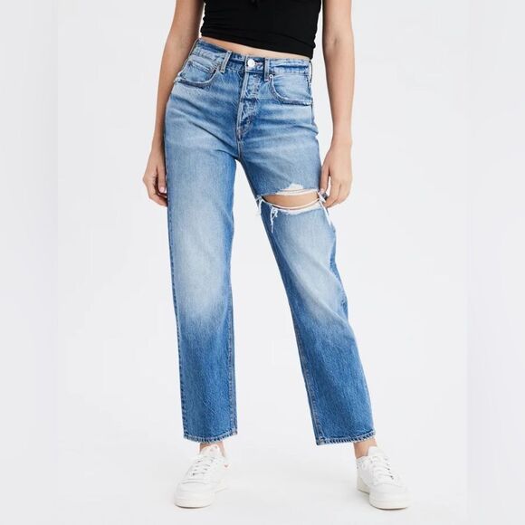 American Eagle 90’s Boyfriend high waisted Distressed Straight Leg Jeans Size 10 - Picture 3 of 13